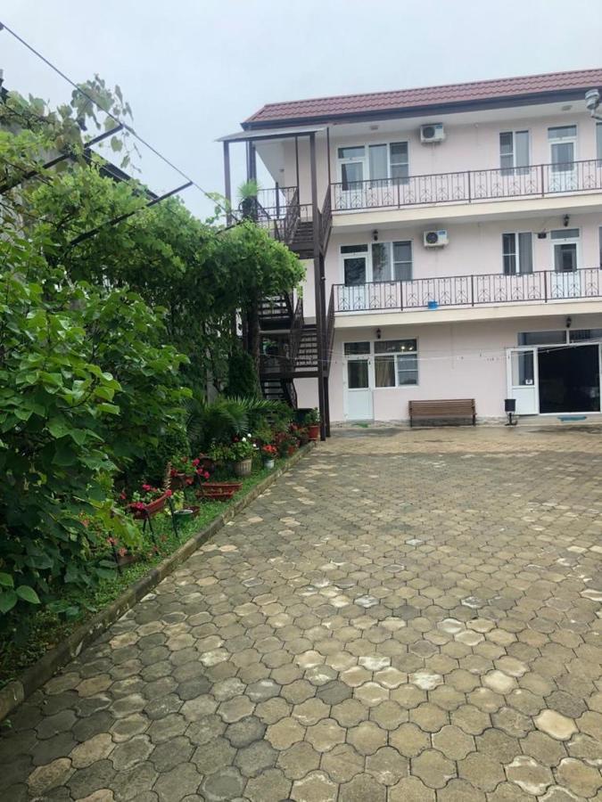 Holidays In Sukhum Sukhumi Bagian luar foto